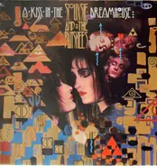 Siouxsie And the Banshees - A Kiss in the Dreamhouse