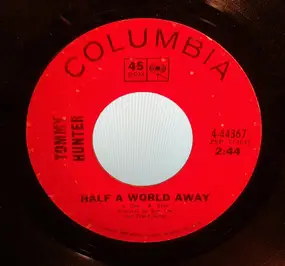 Tommy Hunter - Half A World Away / Charlie's Side