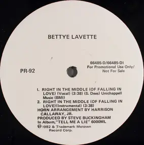 Bettye Lavette - Right In The Middle (Of Falling In Love)