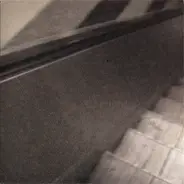 Florida - the girl on the escalator