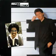 Paul McCartney With Stevie Wonder - Ebony And Ivory