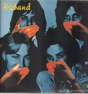 Pezband - Laughing in the Dark
